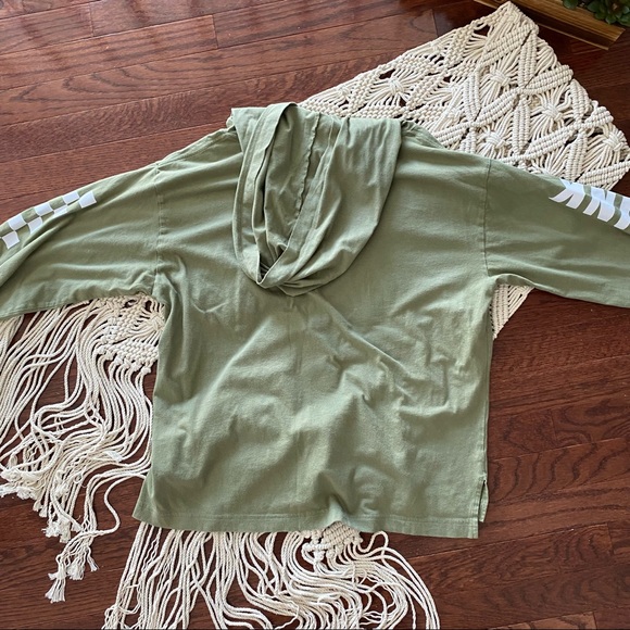 VS Pink | hooded long sleeve t-shirt - Picture 5 of 6